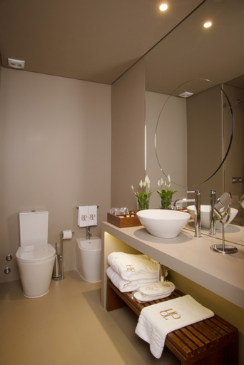 Bathroom 6