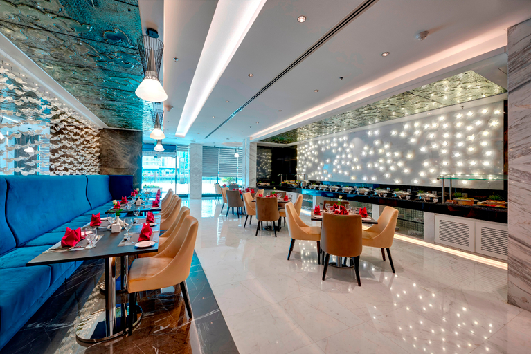 Food & Drinks 4, Royal Continental Suites, Dubai