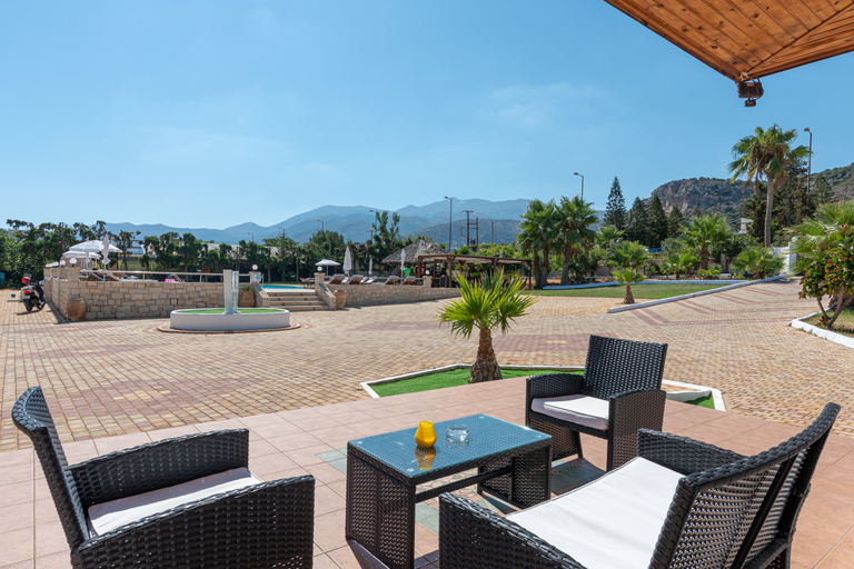 Public Area, W Suites, Crete