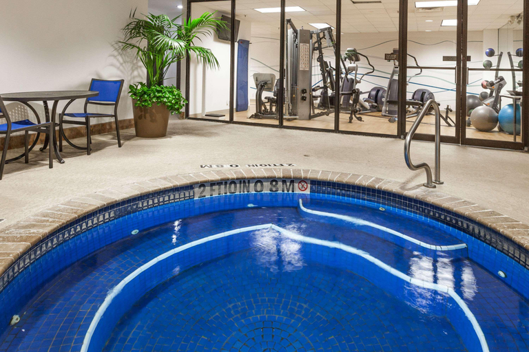 Sport & Beauty 2, Wyndham Houston West Energy Corridor, Houston