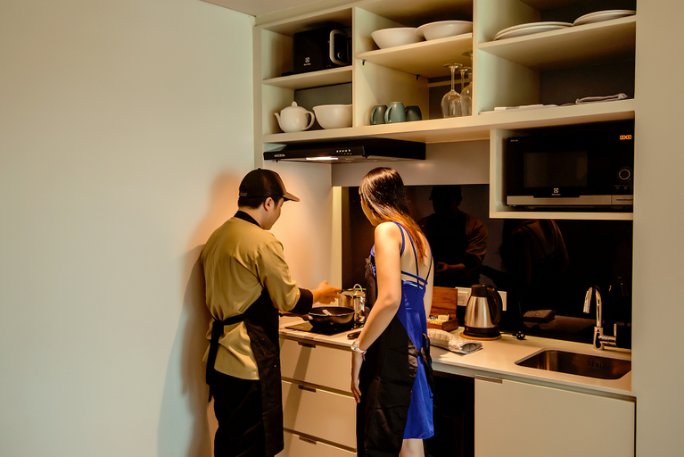 Dining Room 16