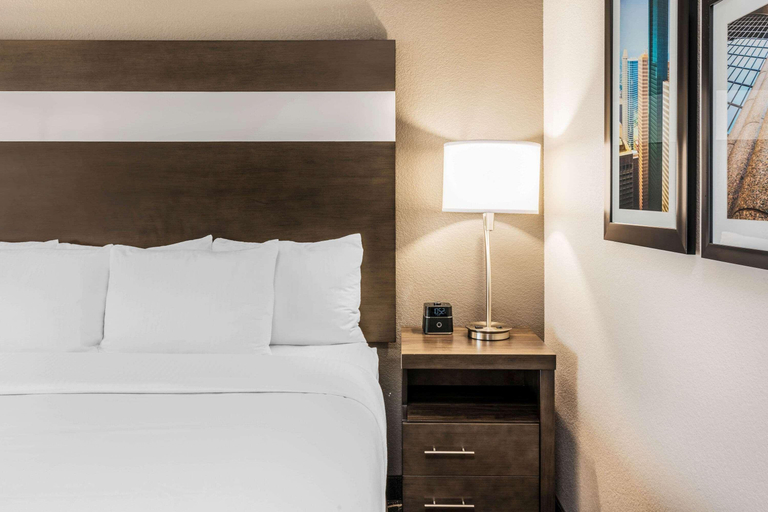Bedroom 3, La Quinta Inn & Suites Houston Spring Sout, Houston