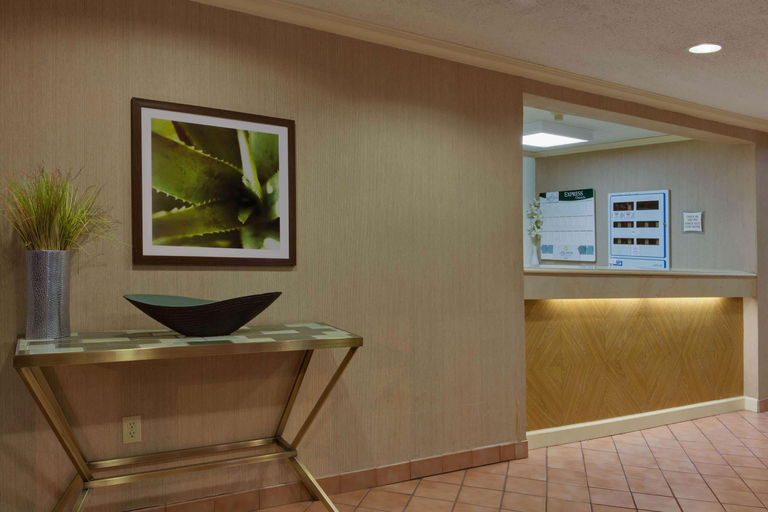 Public Area 2, La Quinta Inn & Suites Lakeland East, Polk