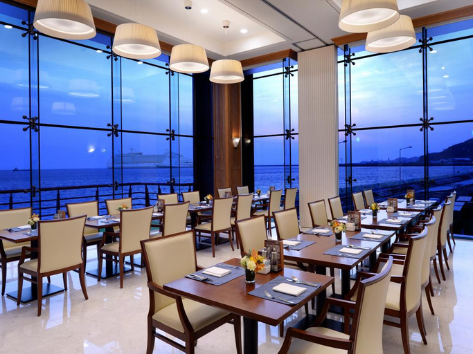 Food & Drinks 5, Ramada Plaza by Wyndham Jeju Ocean Front, Jeju