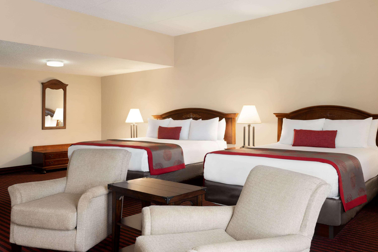Bedroom 3, Ramada by Wyndham Pigeon Forge North, Sevier