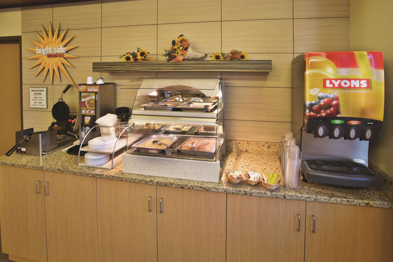 Food & Drinks 3, La Quinta Inn Suites By Wyndham Helena, Lewis and Clark