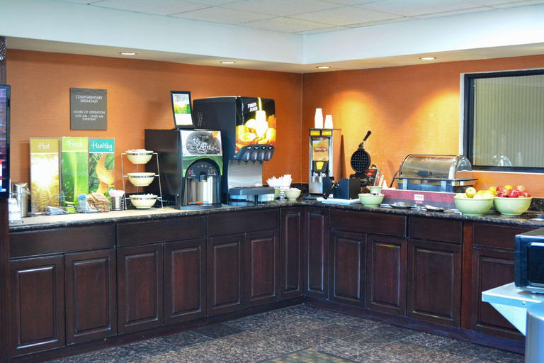 Food & Drinks 4, Motel 6 Catonsville, Md – Baltimore West GA, Baltimore