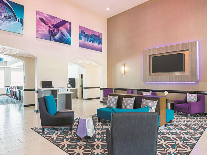 Public Area 2, La Quinta Inn and Suites Forest Hill/ Fort Worth, Tarrant