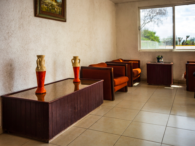 Public Area 2, OYO Hotel Oasis, Matehuala, Matehuala