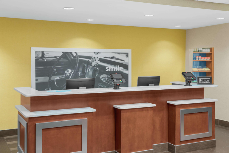 Public Area 2, Hampton Inn & Suites Macon I-75 North, Bibb