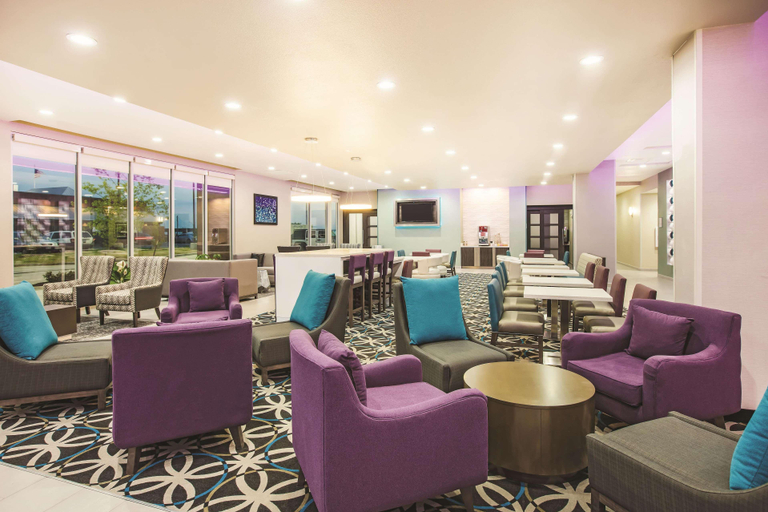 Public Area 2, La Quinta Inn Suites Dallas Plano The Colony, Denton