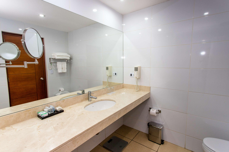 Bathroom 4, Costa del Sol Wyndham Pucallpa, Coronel Portillo