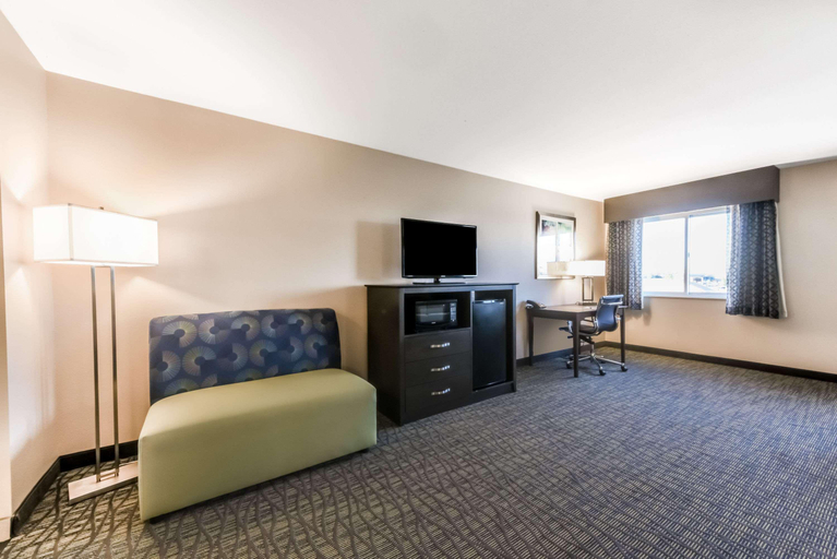 Bedroom 3, Quality Inn & Suites Ardmore, Carter