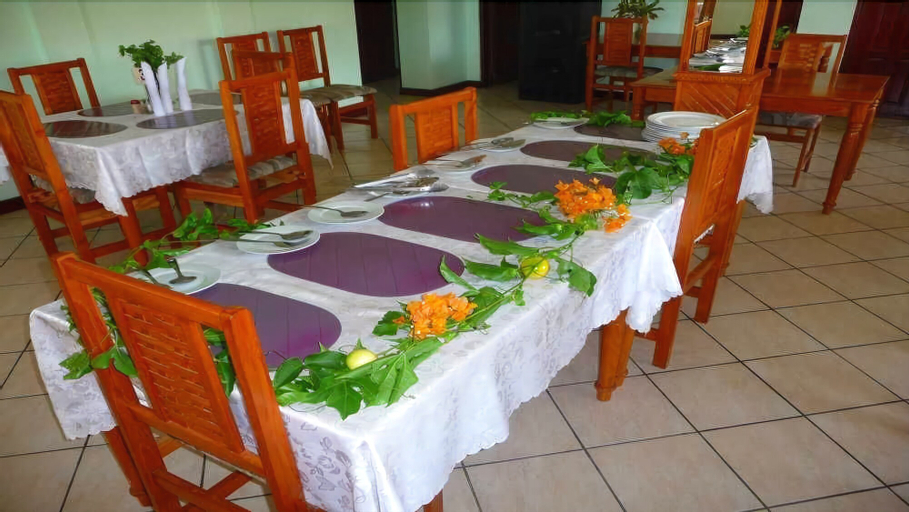Carriacou Grand View Hotel,