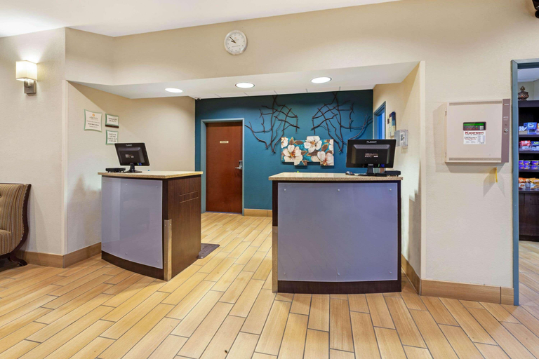 Public Area 3, La Quinta Inn & Suites by Wyndham South Bend, Saint Joseph