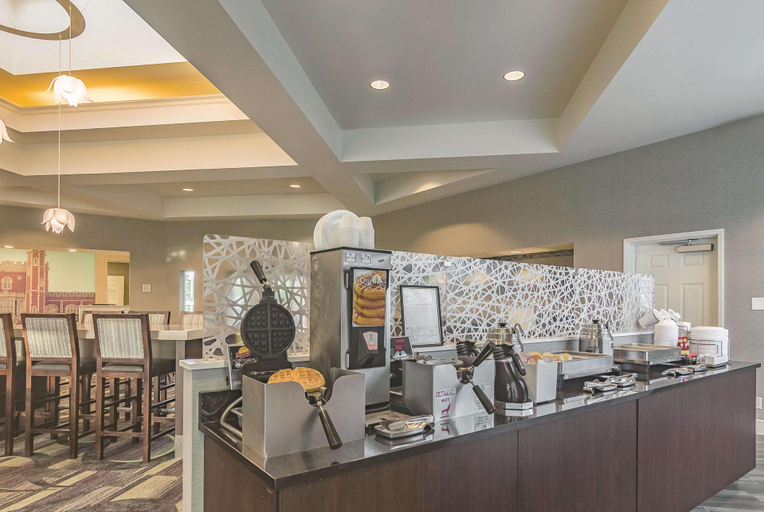 Food & Drinks 4, La Quinta Inn Suites Oklahoma City Norman, Cleveland