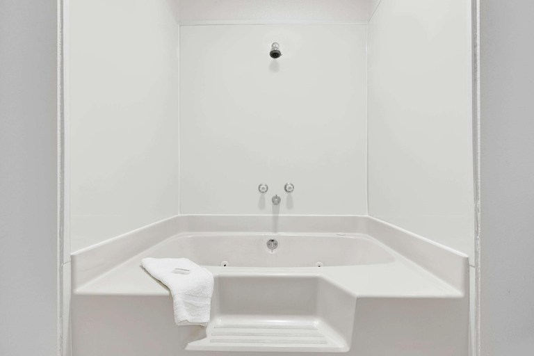 Bathroom 4, Super 8 by Wyndham Rock Port MO, Atchison