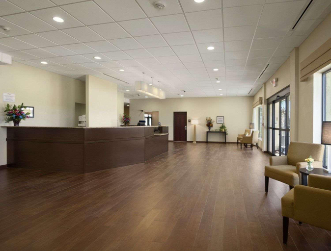 Public Area 2, Baymont by Wyndham Cotulla, La Salle