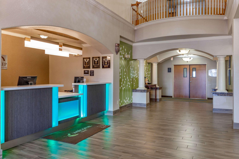 Public Area 2, Sleep Inn & Suites Hewitt - South Waco, McLennan