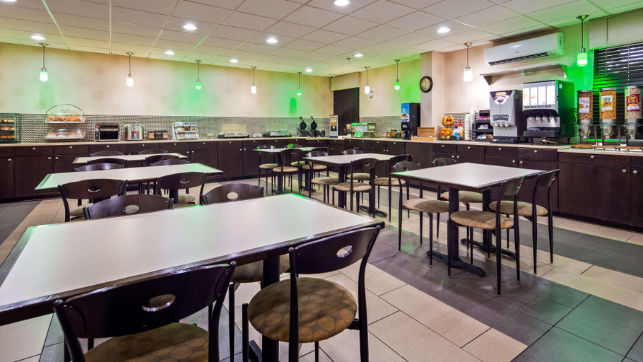 Food & Drinks 5, Best Western Plus Richmond Airport Hotel, Henrico