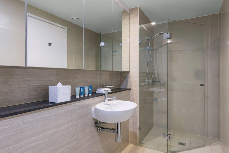 Bathroom, Meriton Serviced Apartments Campbell Street, Sydney