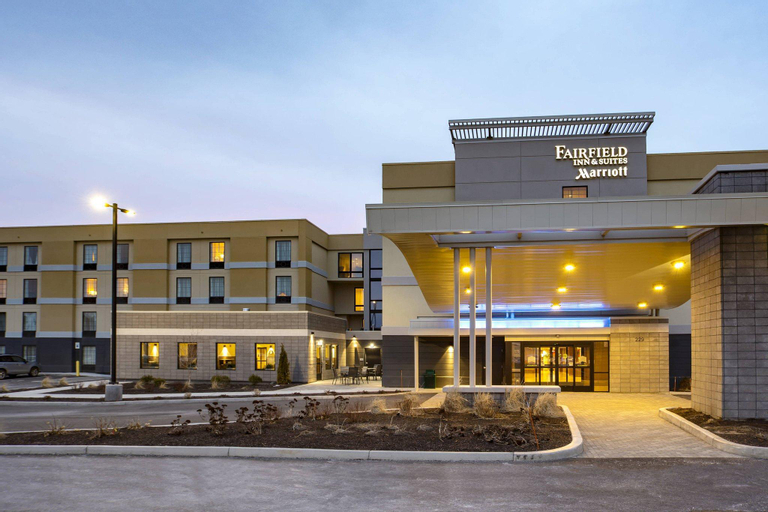 Fairfield Inn & Suites Springfield Holyoke, Hampden