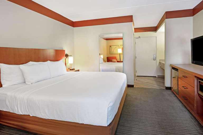 Bedroom 3, La Quinta Inn & Suites Miami Cutler Ridge, Miami-Dade