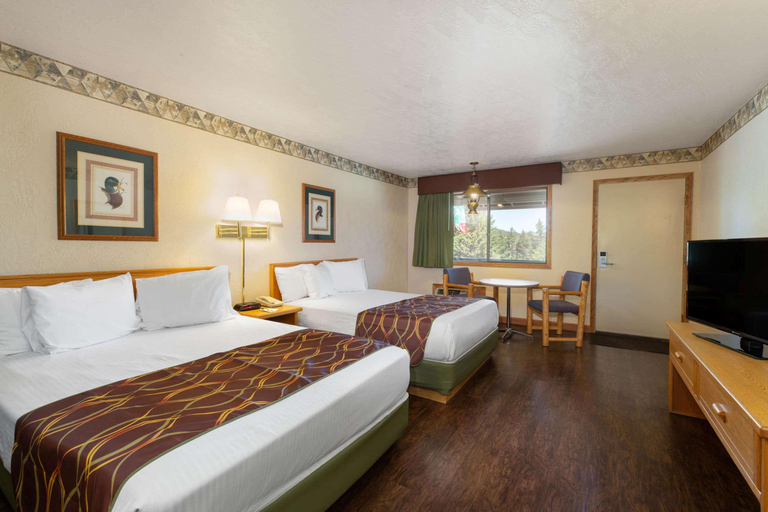 Bedroom 3, Timbers Motel Bigfork, Flathead