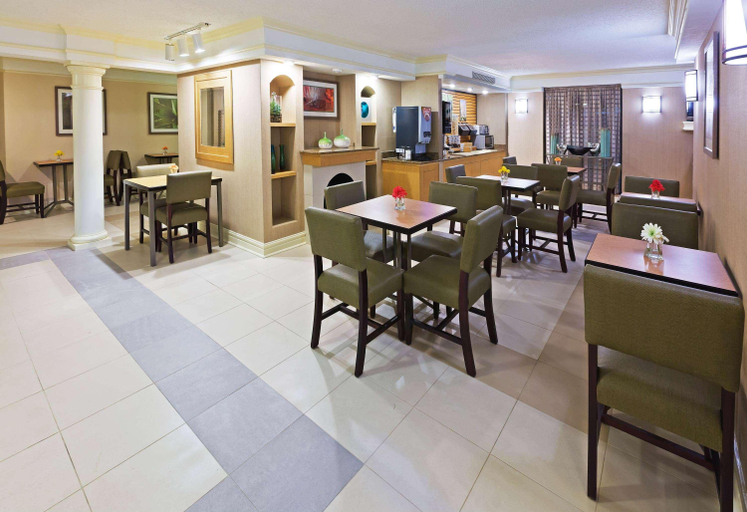 Public Area 2, Palm Bliss Hotel Corpus Christi South, Nueces