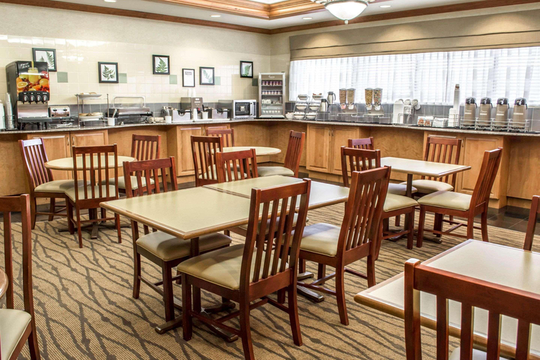 Food & Drinks 5, Comfort Inn & Suites Ashland - Richmond North, Hanover