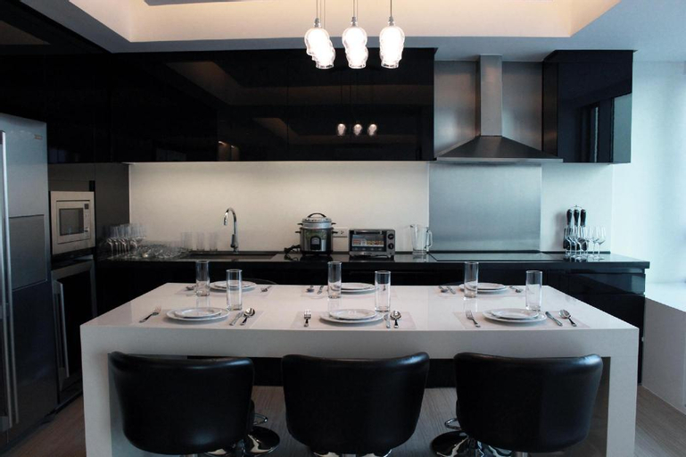 Dining Room 2