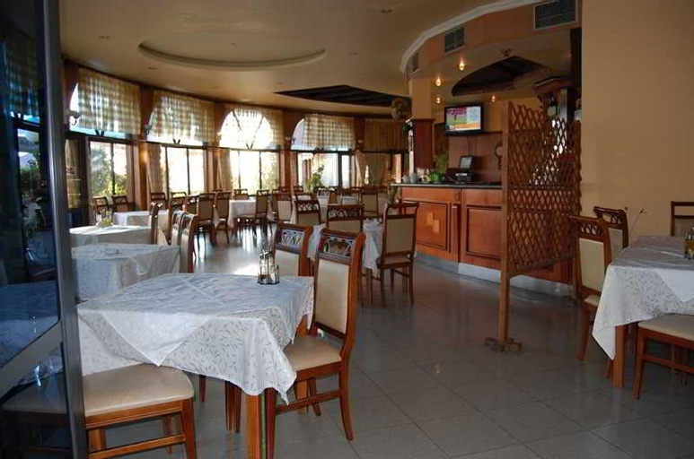 Pilo Lala Konjat, Lushnjës