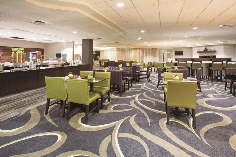 Public Area 2, La Quinta by Wyndham Denver Englewood Tech Center, Arapahoe