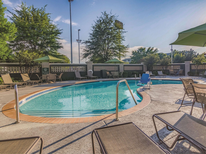Sport & Beauty 5, La Quinta Inn Suites Oklahoma City Norman, Cleveland