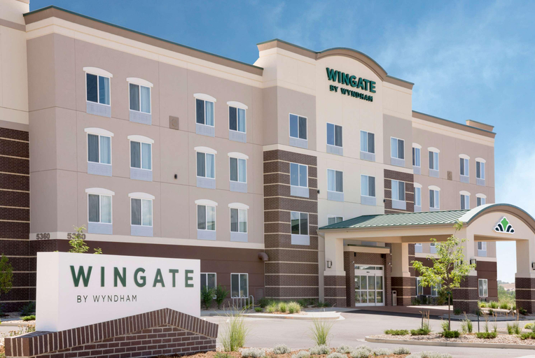 Exterior & Views 2, Courtyard by Marriott Seattle SeaTac Airport, SeaTac
