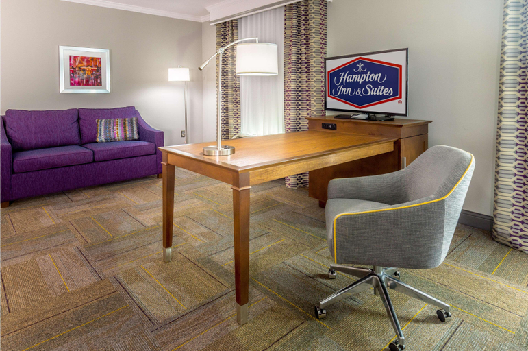 Bedroom 3, Hampton Inn & Suites Dublin, Laurens