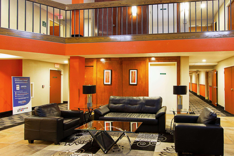 Public Area 2, Quality Inn Plainfield I-395, Windham
