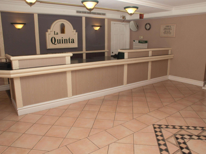 Public Area 2, Days Inn by Wyndham Reno, Washoe