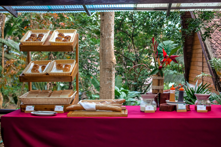 Food & Drinks 5, The Vatika Resort and Spa
