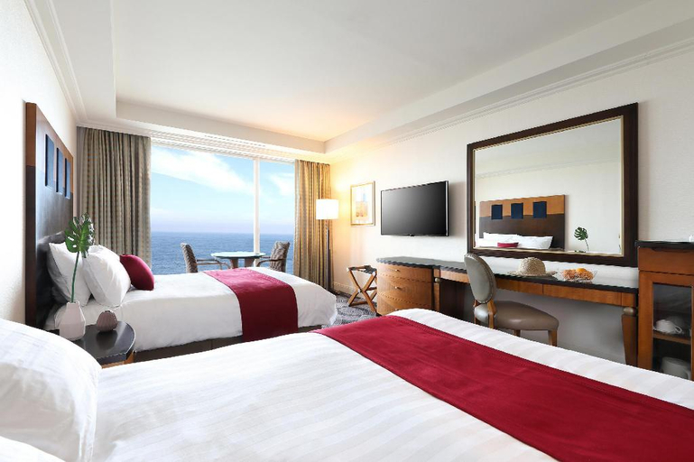 Bedroom, Ramada Plaza by Wyndham Jeju Ocean Front, Jeju