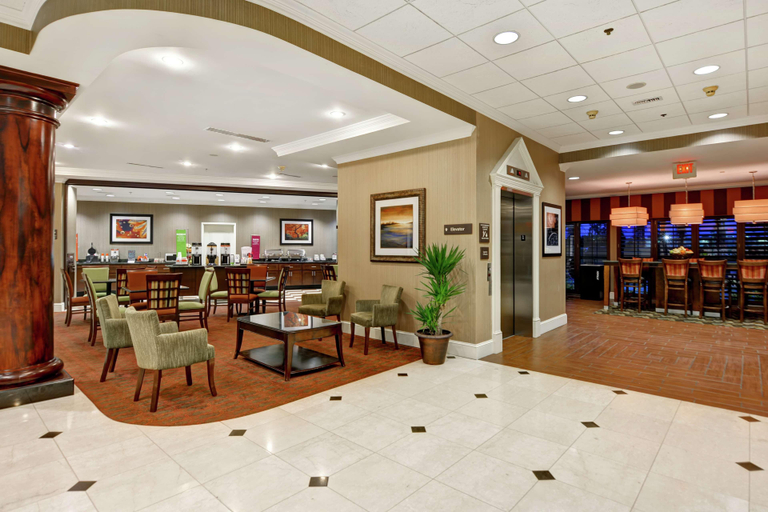 Public Area 2, Hampton Inn Charleston-North, Charleston