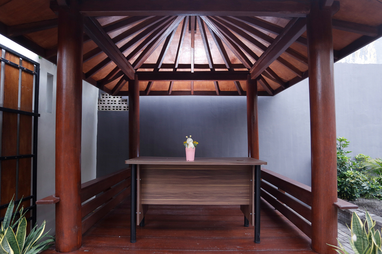 Public Area 3, OYO Life 2090 Ethes Exclusive (permanently closed), Sleman