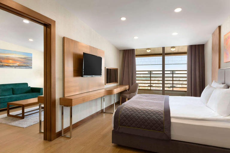 Bedroom 2, Ramada By Wyndham Bursa Çekirge Thermal & Spa, Osmangazi