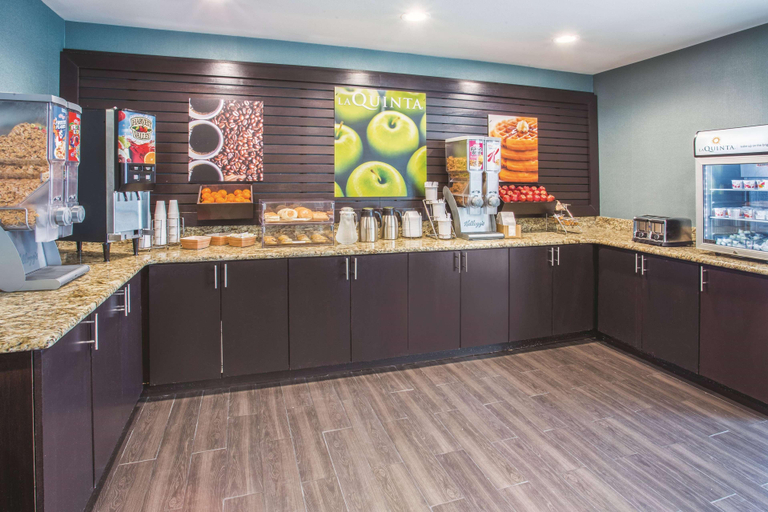 Public Area 3, La Quinta Inn Suites O Fallon Il St Louis, Saint Clair