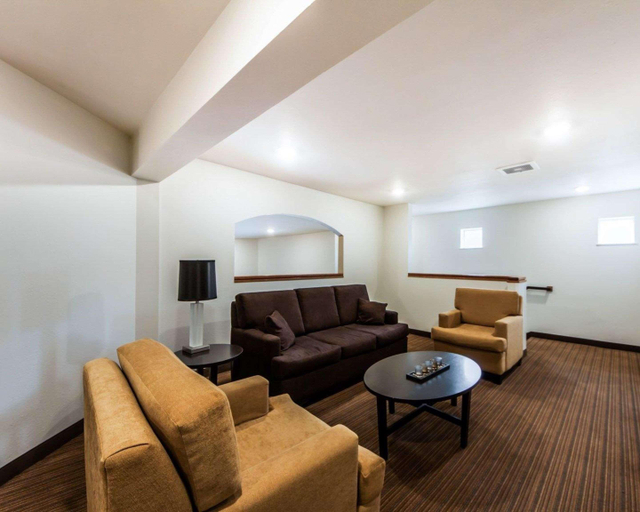 Public Area 2, Sleep Inn & Suites Guthrie - Edmond North, Logan