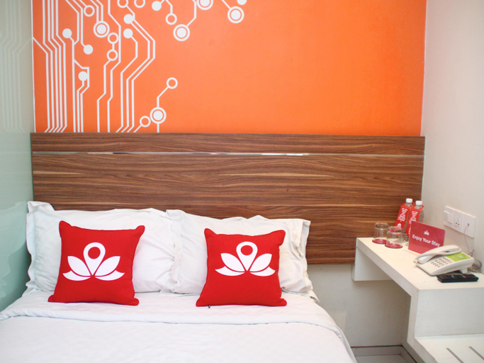 Bedroom 1, ZEN Rooms Basic Kusuma Bangsa, Surabaya