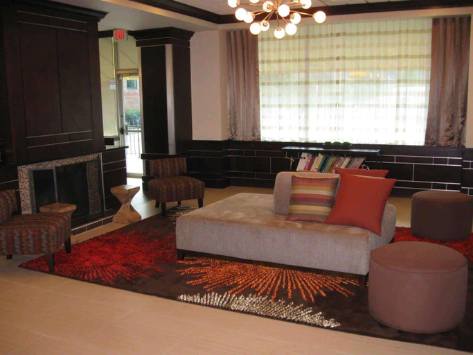 Public Area 2, La Quinta Inn & Suites Indianapolis Downtown, Indianapolis