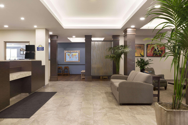 Public Area 2, Days Inn & Suites by Wyndham Lindsay, Kawartha Lakes
