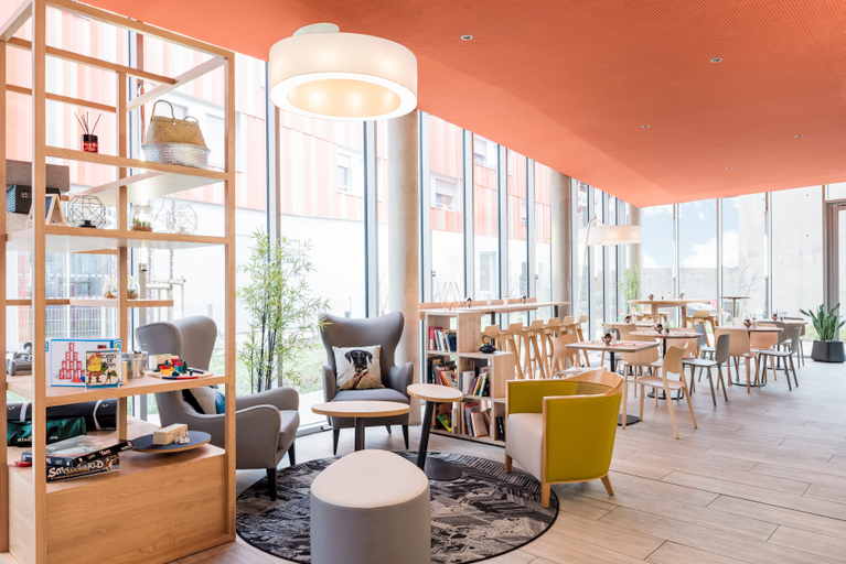 Public Area 3, Aparthotel Adagio Access Paris Massy Gare TGV, Essonne