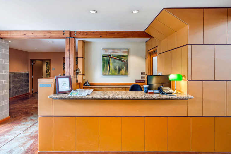 Public Area 2, Inn at Port Gardner-Everett Waterfront, an Ascend Collection Hotel, Snohomish